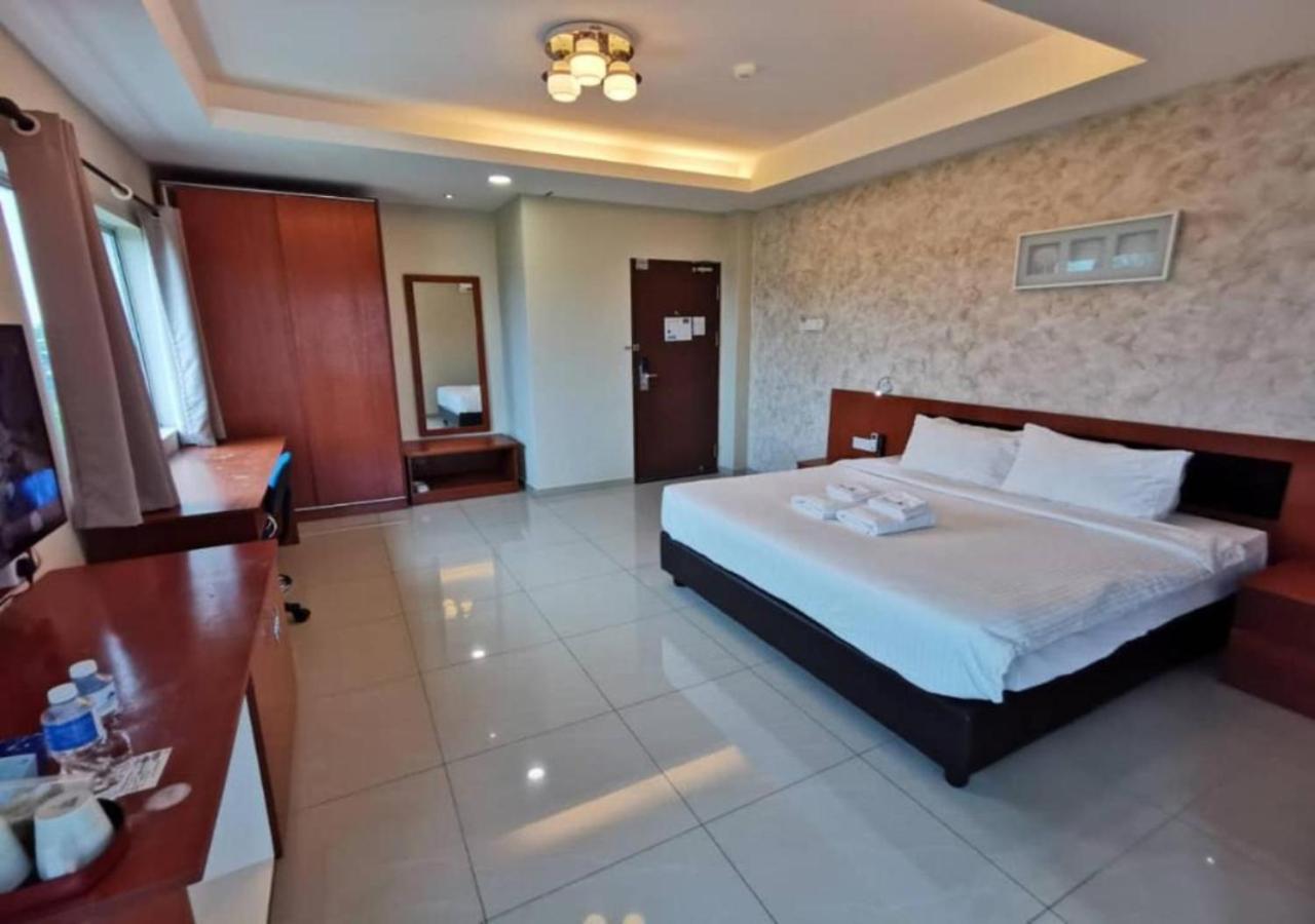 Yew Boutique Hotel Teluk Intan Zewnętrze zdjęcie