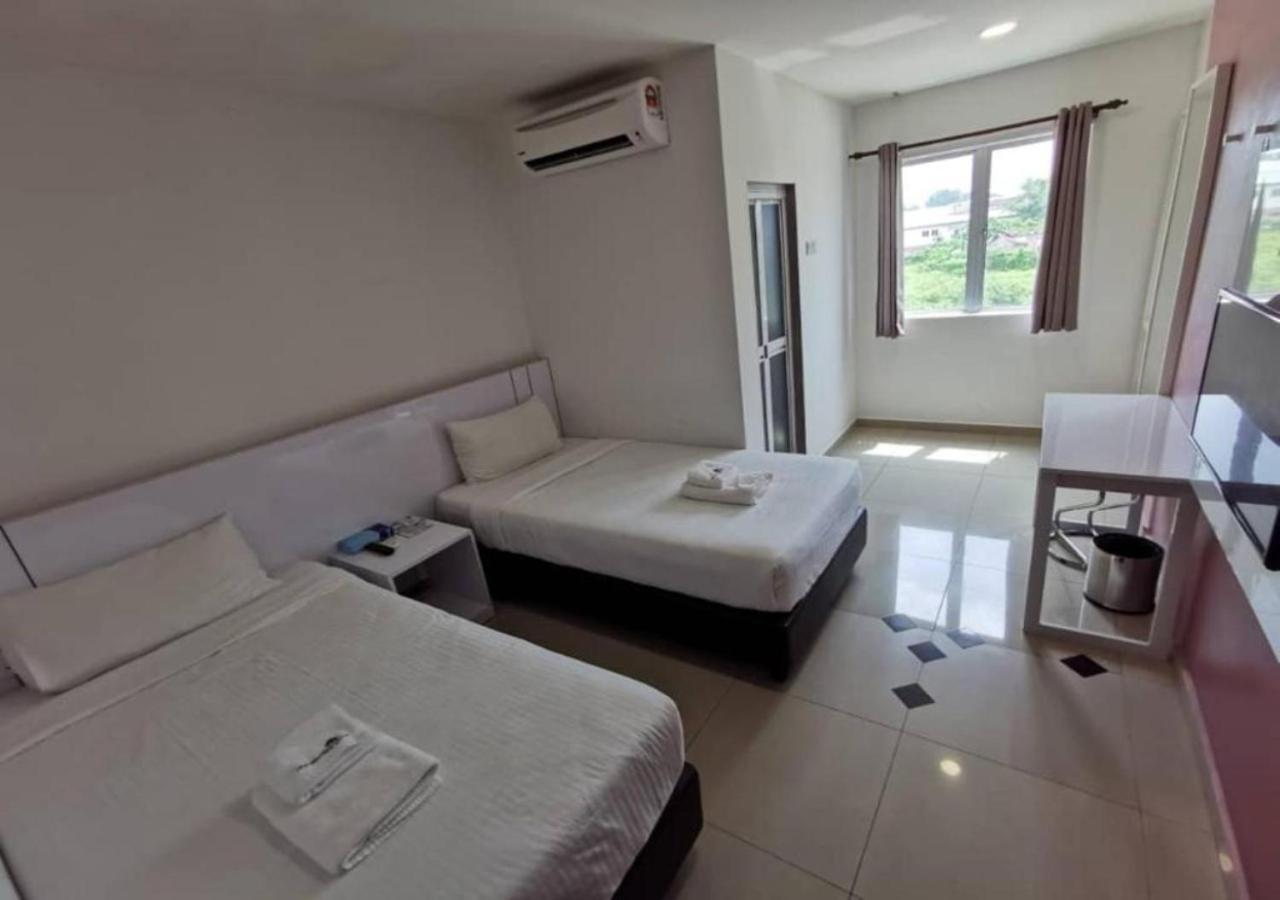Yew Boutique Hotel Teluk Intan Zewnętrze zdjęcie